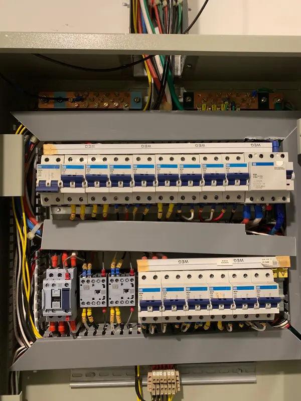 Eletricista Profissional — Instalações, Manutenção e Segurança