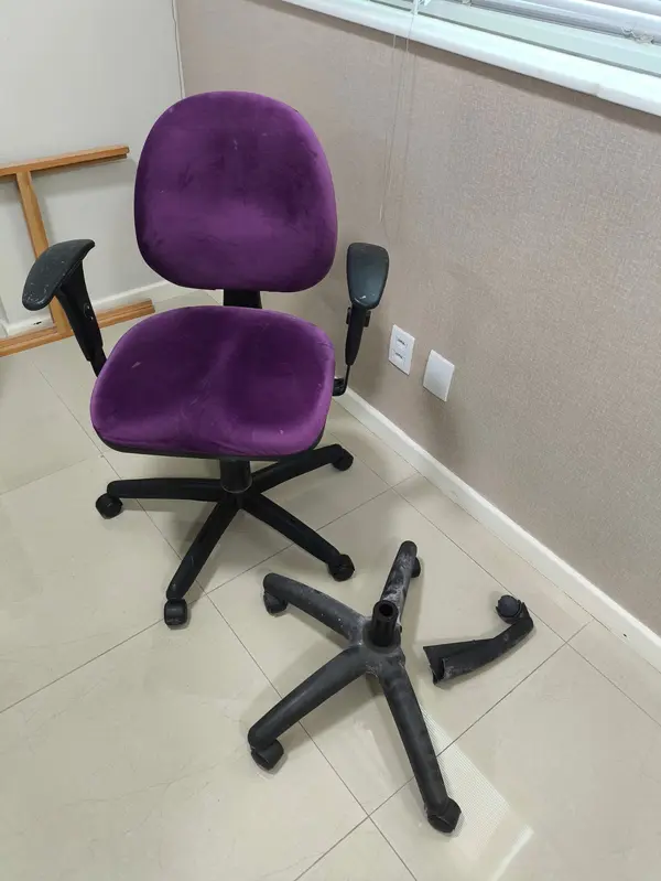 Sua Cadeira Quebrou?