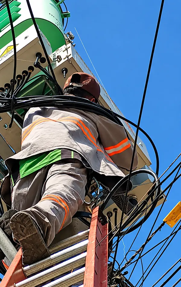 Eletricista profissional residencial predial ,
