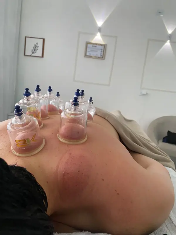 Massagem relaxante, drenagem linfática, liberação miofascial