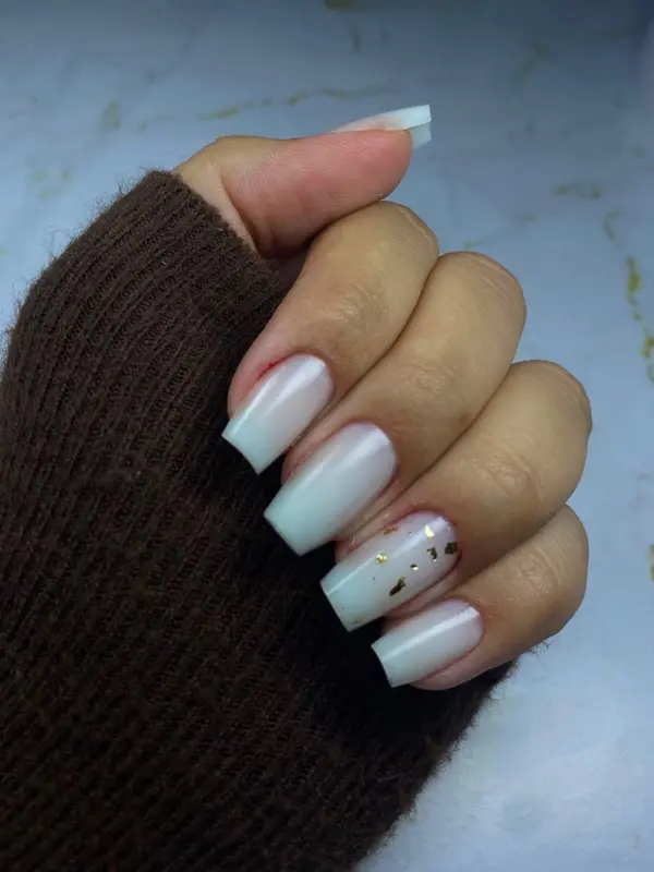 Alongamento de unhas