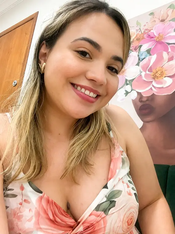Estética e Cuidados | Drenagem Linfática, Limpeza de Pele, Babá e Pet Sitter